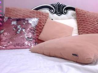 FoxySerenaX