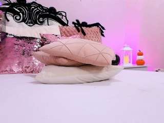 FoxySerenaX