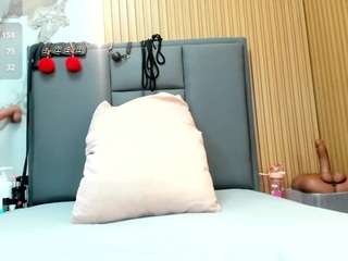 ISISLEROY live cam