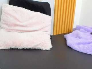 Questo modello è in diretta ora. lucianavalenti