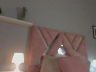 nova-silk live webcam show