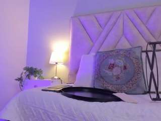 Nova-Silk live cam preview