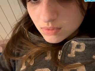 theolakassis Live Webcam on CamSoda