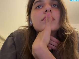 TheolaKassis live webcam show