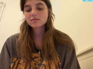 TheolaKassis live webcam show