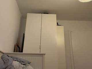 TheolaKassis live webcam show