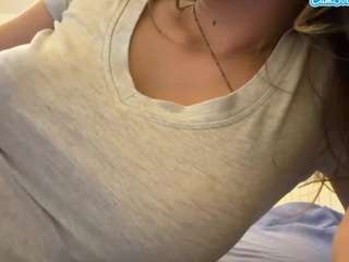 TheolaKassis live cam preview