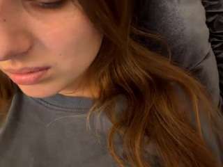 TheolaKassis live cam preview