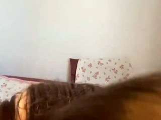 venniesotolongo live webcam show