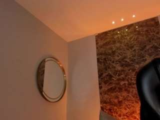 bellastorm1's CamSoda show and profile