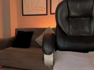BellaStorm1 live webcam show