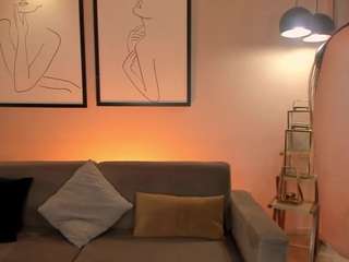 BellaStorm1 live webcam show