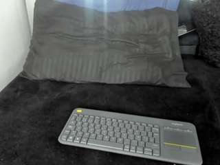 cristalxht live cam preview
