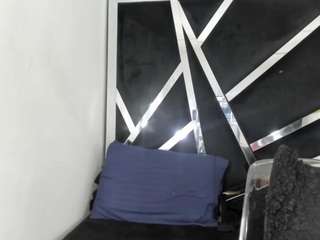 cristalxht live cam preview