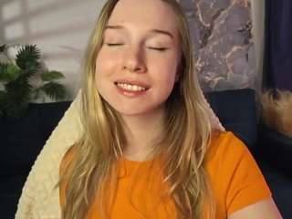le modèle elve-vesper est en webcam porno dans un show sur le site camsoda, il possède les tags suivants: ahegao,anal,anal toys,blowjob,blue eyes,butt plug,deepthroat,erotic dance,no drinking,normal,skinny,hd