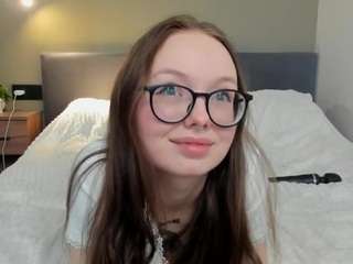 ivyhornycoree Live Webcam on CamSoda