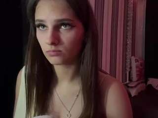 le modèle kishaschindeldecke est en webcam porno dans un show sur le site camsoda, il possède les tags suivants: abs,sexy,latina,lingerie,lush,massage,milf,muscle,naked,pussy,sex toys,shaved pussy,doggy style,skinny,spanking,sport,squirt,strip,tattoos,teen (18+)