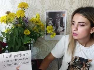 Mira live webcam show