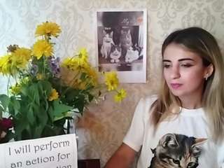 Mira live webcam show