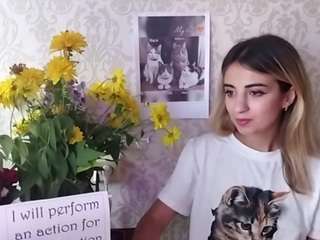 Mira live webcam show