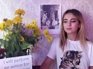 Mira live webcam show