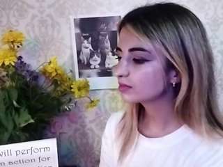 Mira live webcam show