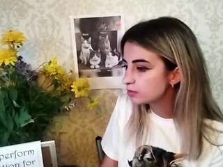 Mira live webcam show