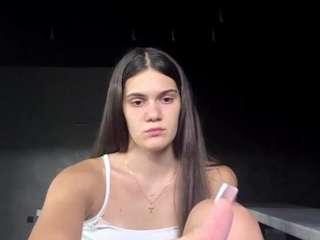 MadieRiihimaki live webcam show