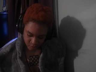 Dieses Model ist jetzt live. nickytheehawtie
