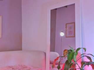 이 모델은 현재 라이브 중입니다. salomestorm
