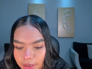 saphirajames Live Webcam on CamSoda