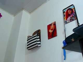 voguebich live webcam show