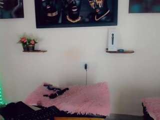le modèle dominantdolld est en webcam porno dans un show sur le site camsoda, il possède les tags suivants: anal toys,average,black hair,dirty talk,drinking,facial piercings,gape,genital piercings,green eyes,nipple piercings,orgasm,smoking,tattoos,teen 18,young adult,hd