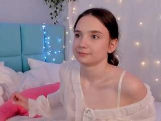 Live cam show with Elvienne