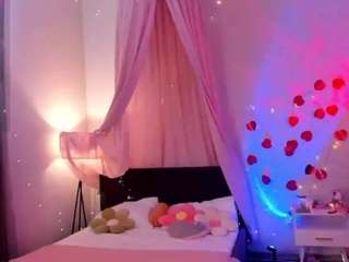 elvienne live webcam show