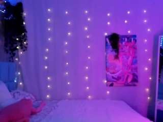 elvienne live webcam show