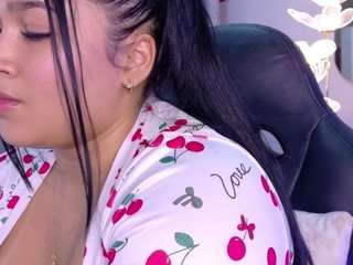 kaliboobs