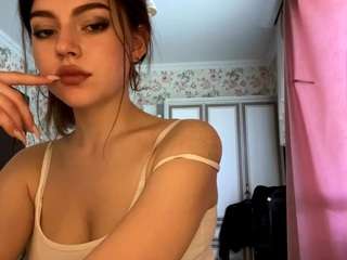 lauraleekeat webcam