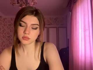 lauraleekeat webcam