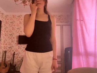 lauraleekeat webcam