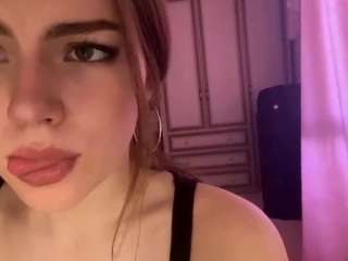lauraleekeat webcam