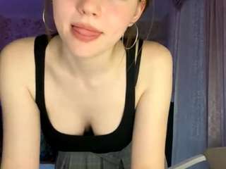 le modèle lauraleekeat est en webcam porno dans un show sur le site camsoda, il possède les tags suivants: black hair,body massage,brown eyes,cock rating,dirty talk,erotic dance,fetish,foot fetish,joi,no drinking,no smoking,role play,skinny,college,hd,small tits