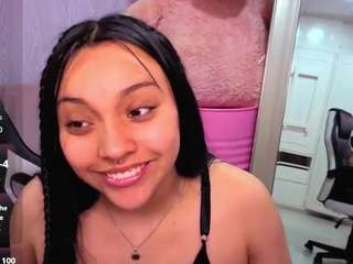 lia-harper-t Live Webcam on CamSoda