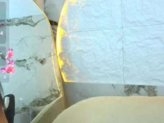 Lia-Harper-T live cam preview