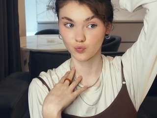 Ce modèle est en direct maintenant. miriambartkowski