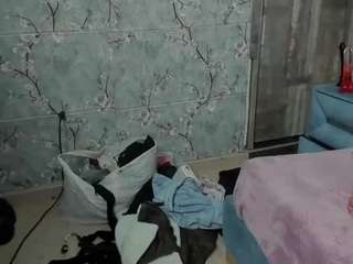 MoniYii07