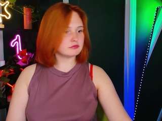 Acest model este live acum. olivia-astor