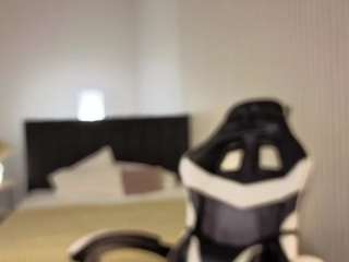 Valenora1 live webcam show