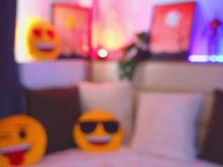 EvaHair live cam preview
