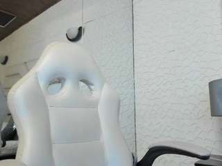 Isabeella live webcam show